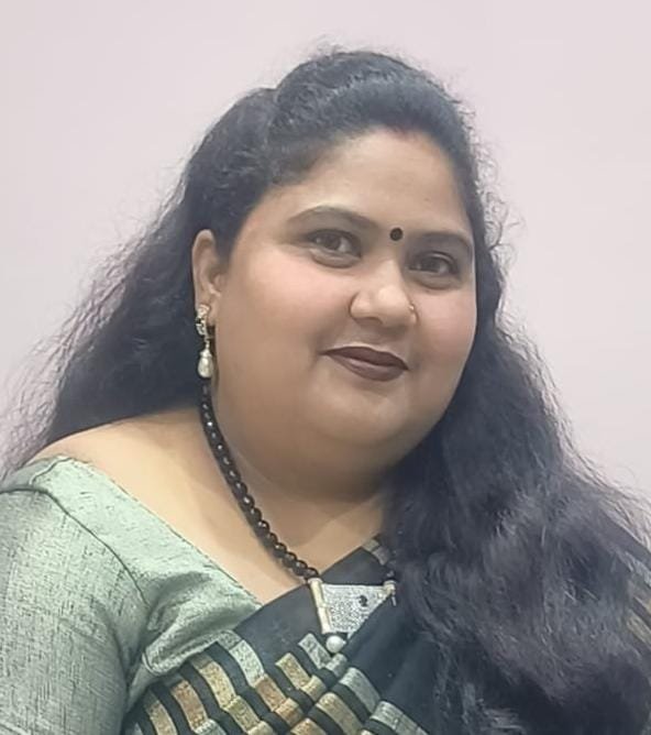 Mrs. Deepika Singhal, Managing Director of Manthan Bakers