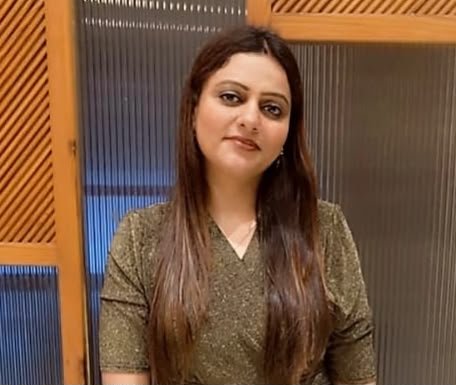 Mrs. Kajal Gupta, Managing Director of Manthan Bakers